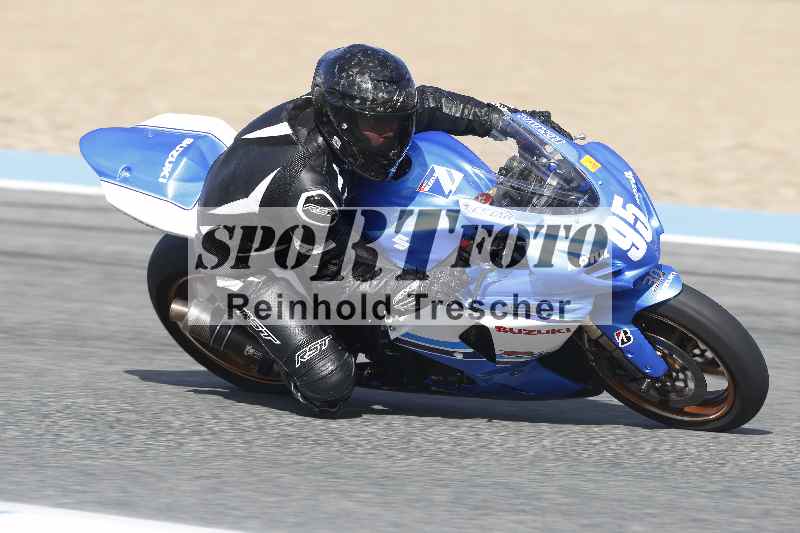 Archiv-2025/01 24.-27.01.2025 Moto Center Thun Jerez/rot-red/95